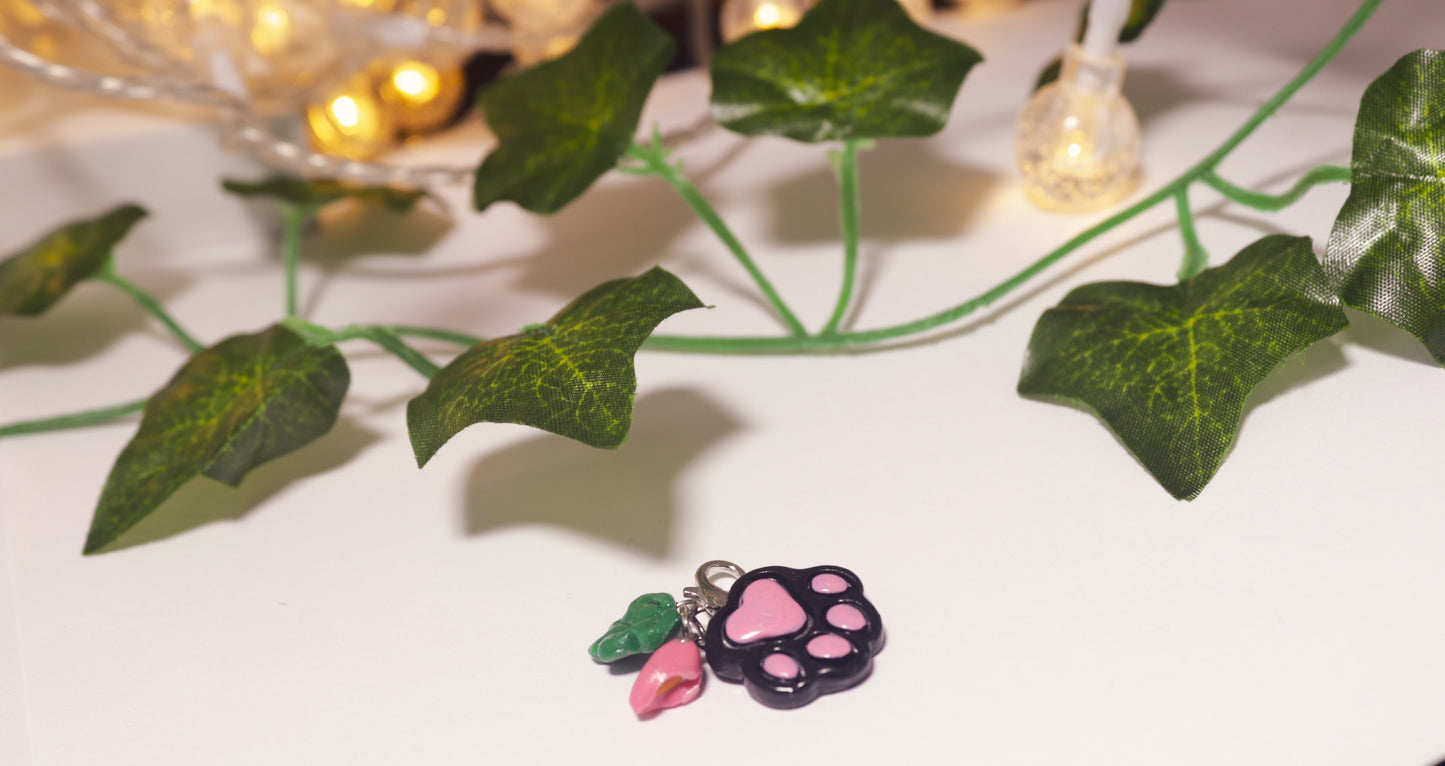 Blossom Paws: Woodland Wanderer's Keepsake